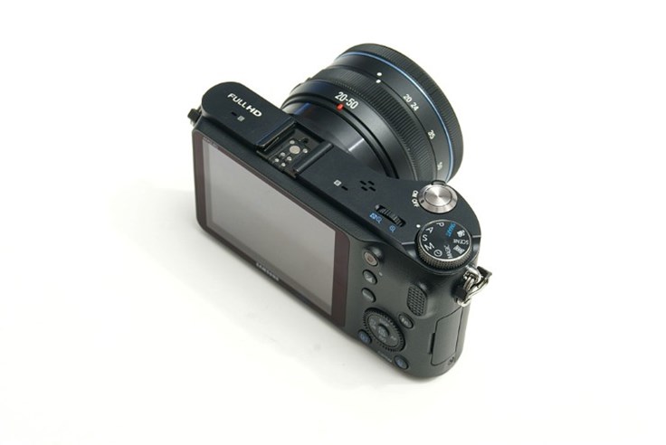 Samsung NX200 (6)_1.jpg